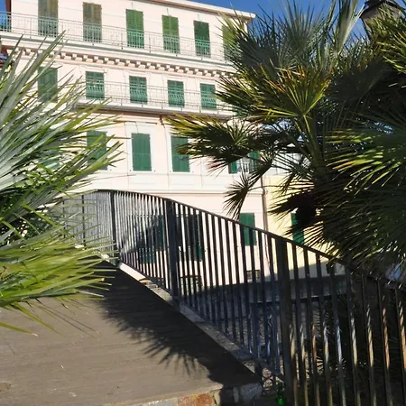 Romantic Marina Apartamento San Remo